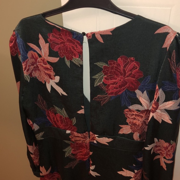 BEAUTIFUL MATERIAL MANGO DRESS - Picture 4 of 4